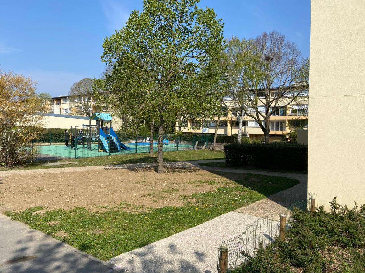 T2 Proche Paris Et Gare Tgv Massy Apartment Massy  Ngoại thất bức ảnh